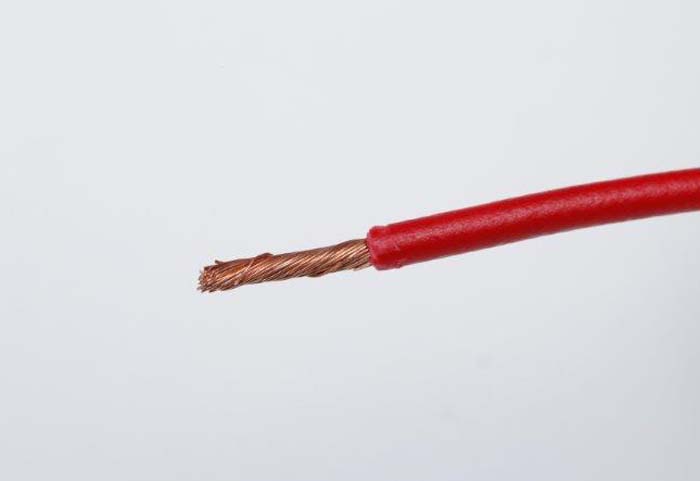 電線加工に電ペンチ（圧着ペンチ）の使い方