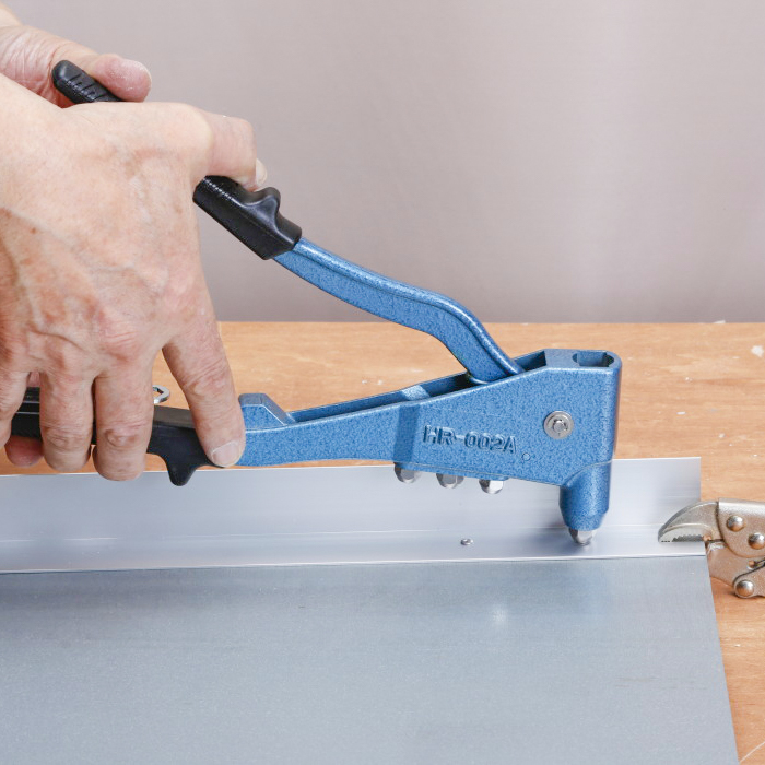 リベッターの使い方