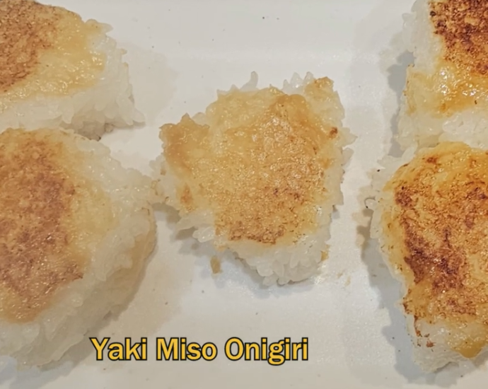 こしひかりを使った焼きみそおにぎりの作り方