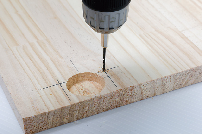 開き扉をスライド丁番で取りつける方法